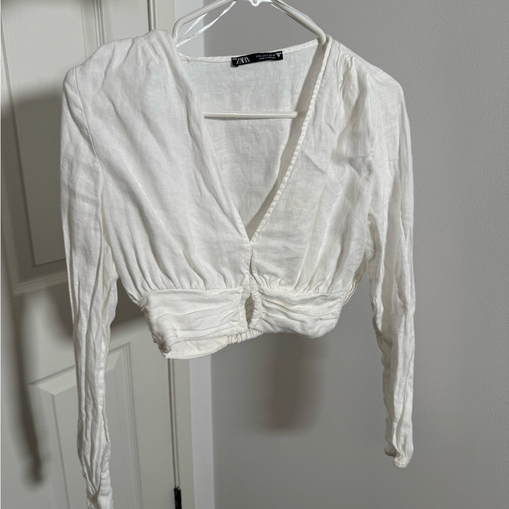 Zara Cream V-Neck Long Sleeve top